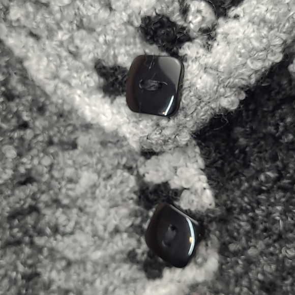 NEW HAND CROCHETED BLACK WHITE GRAY LONG NECK SCARF - Picture 5 of 5